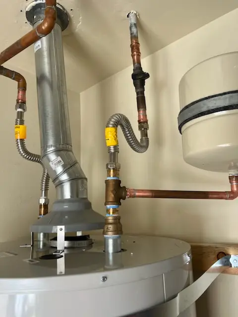 Water heater installation and plumbing repair in Paeonian Springs